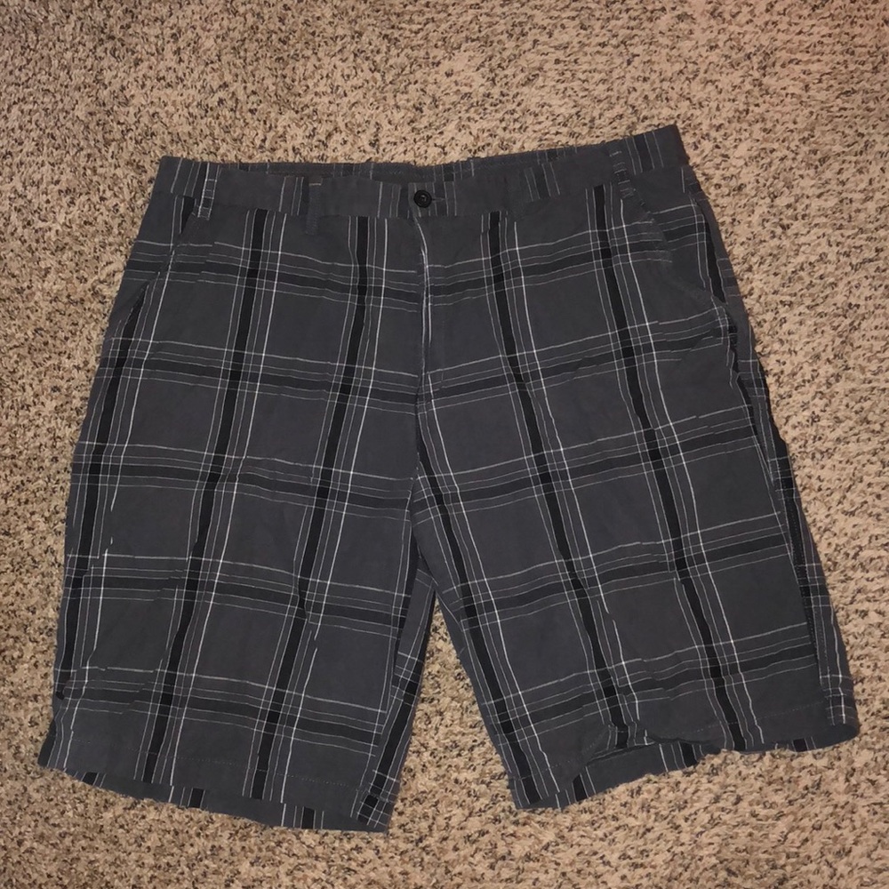 Perry Ellis Plaid Shorts